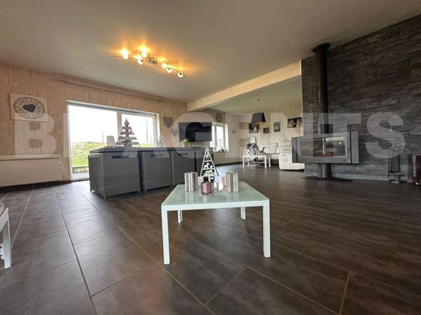 maison/villa 5 pièce(s) 200 m2