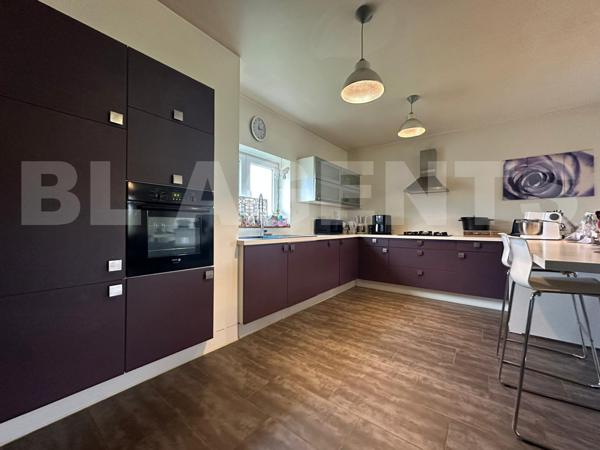 maison/villa 5 pièce(s) 200 m2