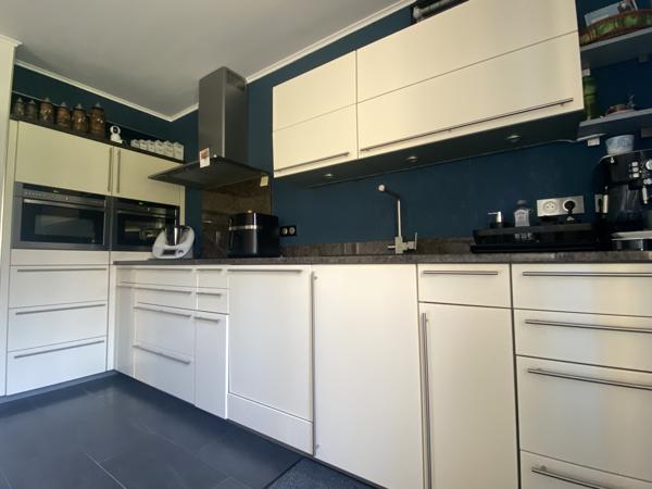 Houdan (78550) Propriété 6 pièces de 220m² sur 3790m² clos dans un secteur recherché