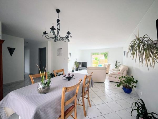 Maison à vendre |  Pont-Saint-Martin |  5 pièces | 155 m²