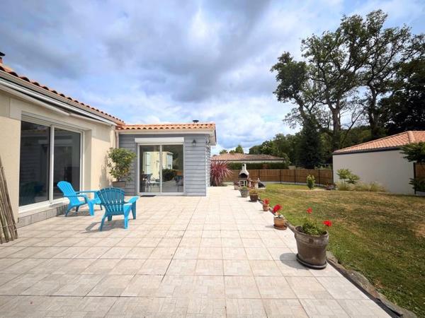 Maison à vendre |  Pont-Saint-Martin |  5 pièces | 155 m²