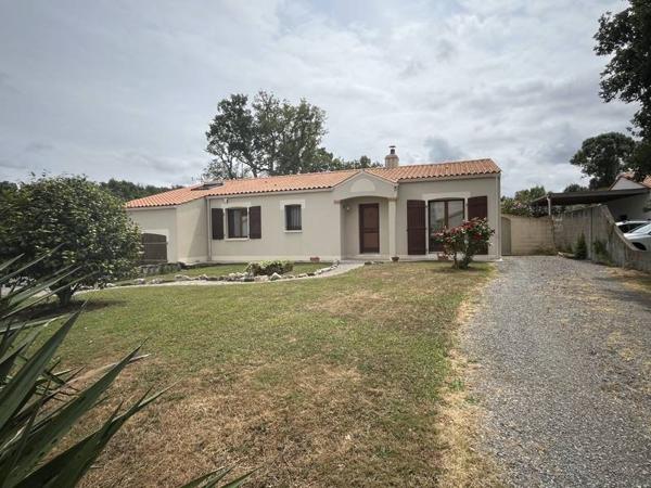 Maison à vendre |  Pont-Saint-Martin |  5 pièces | 155 m²