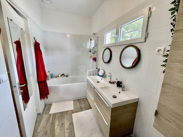 Belle maison fin 19e de 180 m2 sur un terrain de 1370 m2