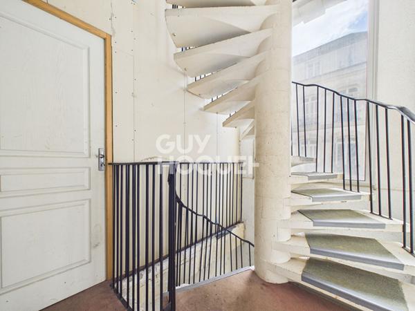 Maison Elbeuf 9 pièce(s) 255M² + grenier aménageable = 350m²