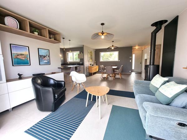 Maison contemporaine à vendre à Clohars Carnoët - 4 chambres, jardin, garage double