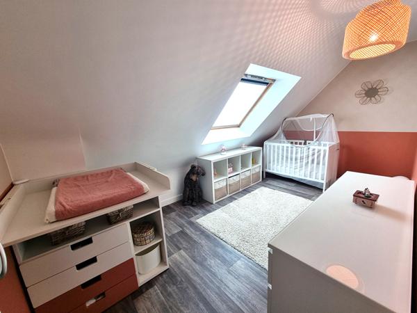 Maison contemporaine à vendre à Clohars Carnoët - 4 chambres, jardin, garage double