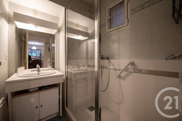 Appartement T2 à vendre  2 pièces - 47,07 m2 LE LAVANDOU - 83