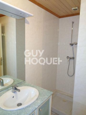 Ensemble immobilier de 2 logements avec rapport locatif à Saint Barthélémy d'Agenais