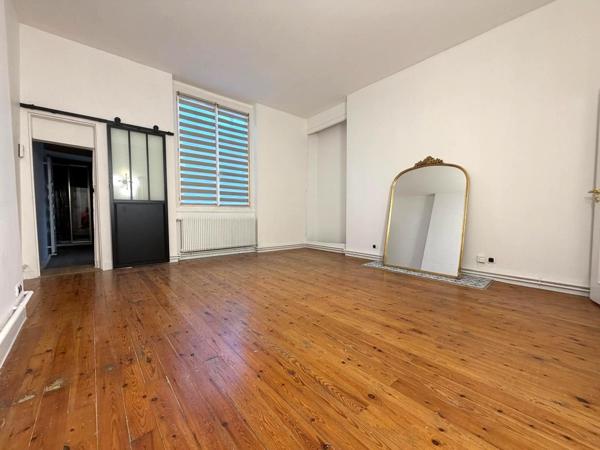 À vendre - T3, 3 pièces situé à Tours (37000)