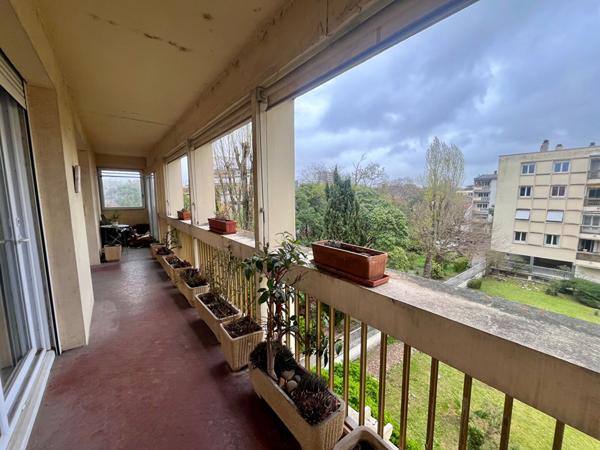 BUSCA - T4 Ascenseur - Terrasse - Box