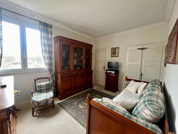 BUSCA - T4 Ascenseur - Terrasse - Box