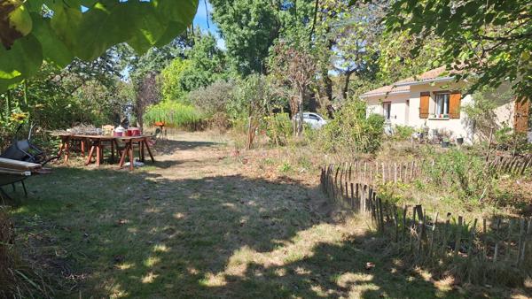 Maison Saint Savin 3 pièces 92 m2 avec 2 hectares de terrain