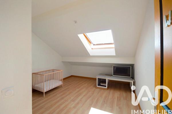 Appartement à vendre 3 pièces 70 m² Saint-Genis-Pouilly