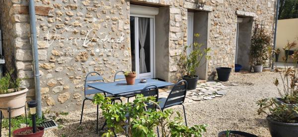 MAISON EN PIERRE AVEC DEPENDANCE AMENAGEE