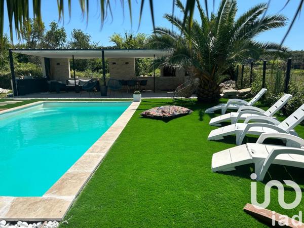 Maison à vendre 8 pièces 214 m² Pujaut