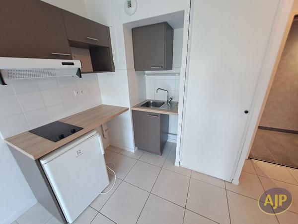 Appartement à vendre Challans - 2 pièces, 39m² avec 1 chambre(s) à 164 800€ - AJP Immobilier Challans