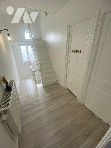 CALAIS SECTEUR VICTOR HUGO MAISON DE VILLE 4 CHAMBRES GARAGE JARDIN