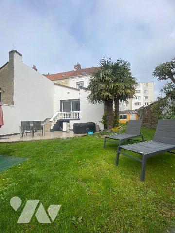 CALAIS SECTEUR VICTOR HUGO MAISON DE VILLE 4 CHAMBRES GARAGE JARDIN