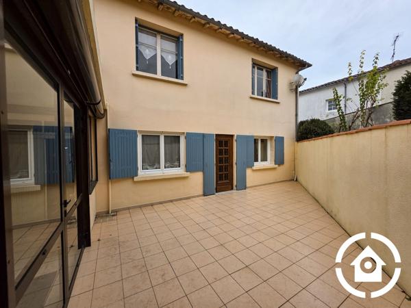 Maison familiale 4 chambres + dépendance et cour