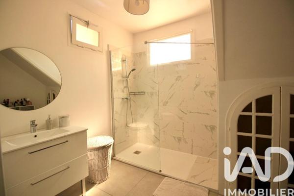 Appartement à vendre 4 pièces 97 m² Marseille 14