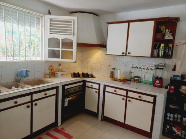 Maison à vendre 6 pièces BASSE TERRE (971)
