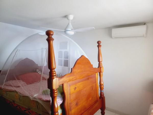 Maison à vendre 6 pièces BASSE TERRE (971)