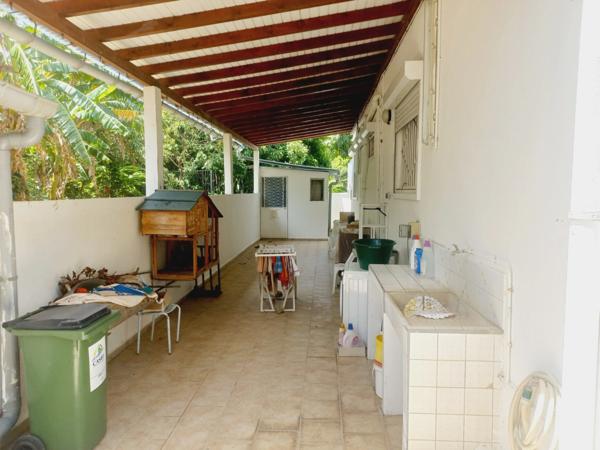 Maison à vendre 6 pièces BASSE TERRE (971)
