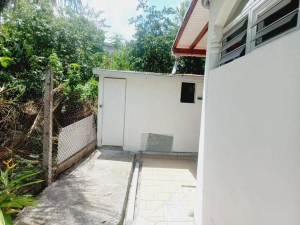 Maison à vendre 6 pièces BASSE TERRE (971)