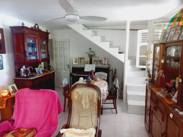 Maison à vendre 6 pièces BASSE TERRE (971)
