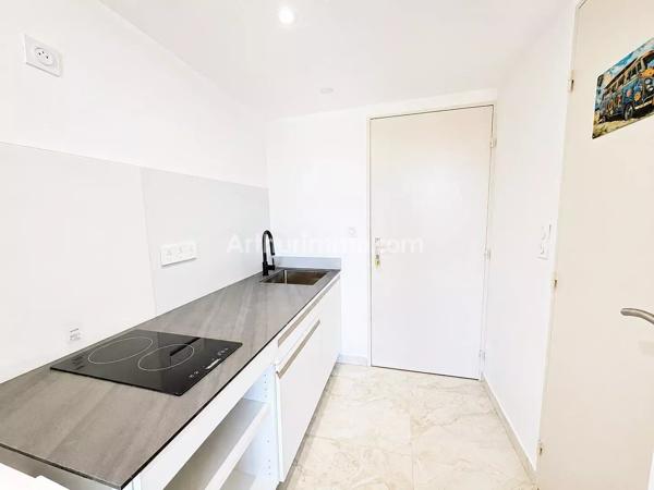 Vente                                                      Appartement
                        
                                         26 m2                     à Le Plan-de-la-Tour