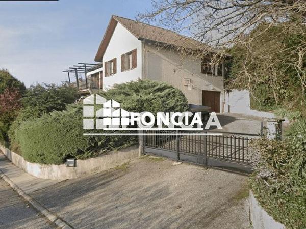 Location Maison 6 pièces 89.71 m² - 3, Rue des Glycines Ruy 38300