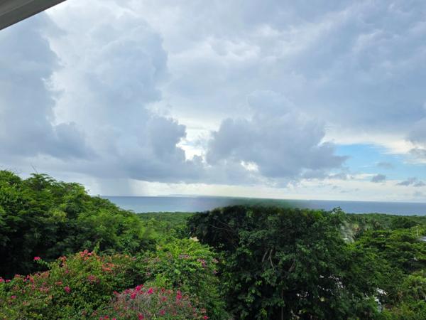 Superbe Villa VUE MER avec piscine proche plages à LE GOSIER (971)