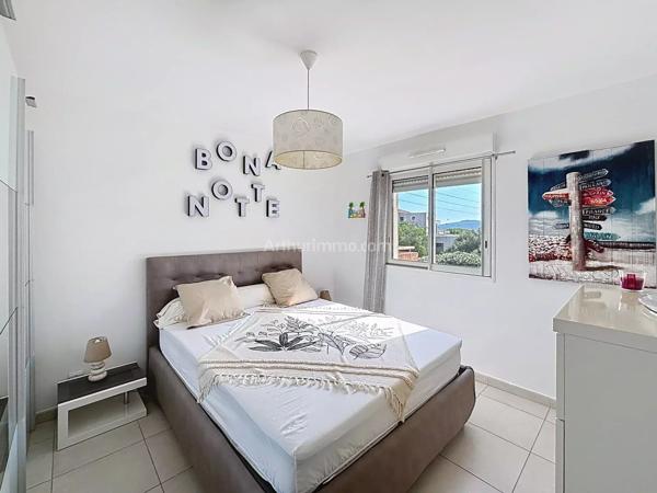 Vente                                                      Appartement
                        
                     2 pièces                      53 m2                     à Calvi