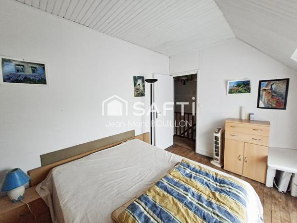 Campagne, petite maison de charme à adopter.