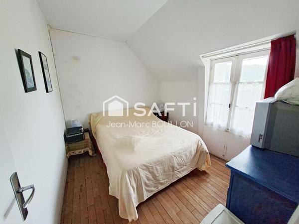 Campagne, petite maison de charme à adopter.