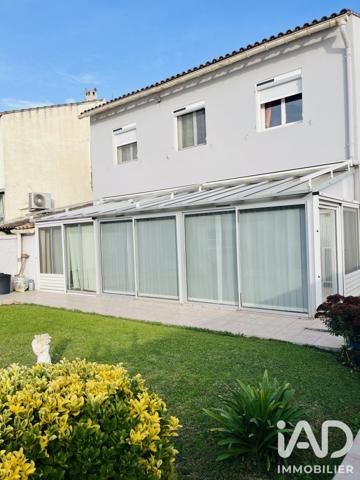 Maison à vendre 5 pièces 131 m² Arles