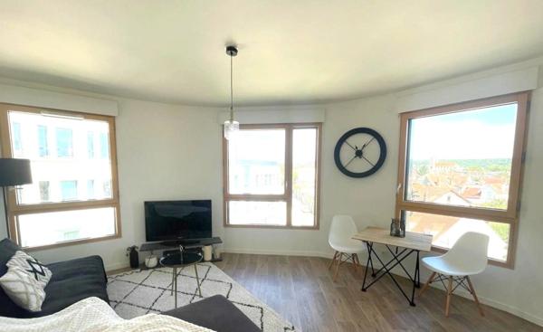 Dpt Yvelines (78), à vendre MANTES LA JOLIE appartement T3