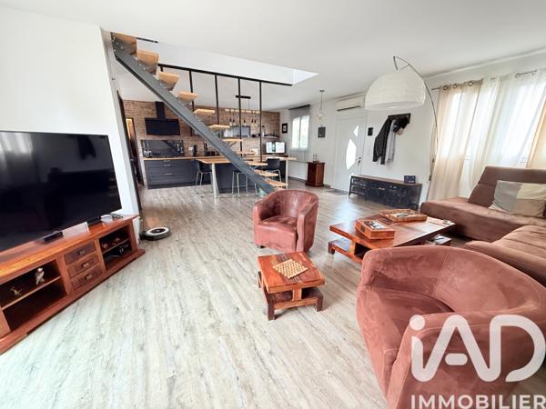 Maison à vendre 5 pièces 125 m² Saint-Germain-lès-Corbeil