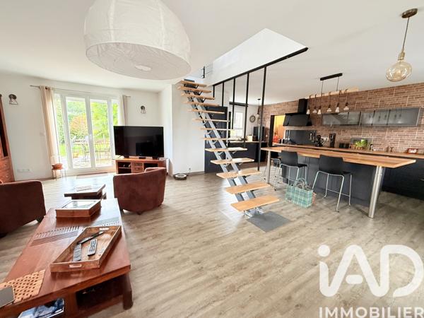 Maison à vendre 5 pièces 125 m² Saint-Germain-lès-Corbeil