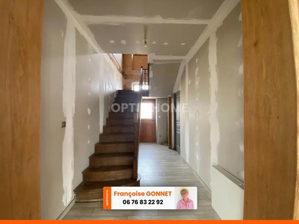 Maison de Ville - 194 m² - 6 pièces - 129 000 €