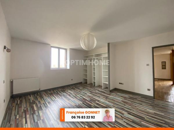 Maison de Ville - 194 m² - 6 pièces - 129 000 €