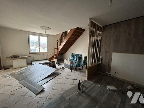 Maison spacieuse jardin garage