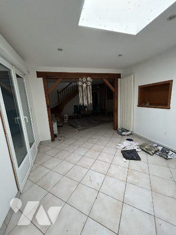 Maison spacieuse jardin garage