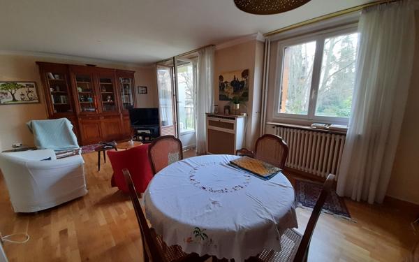 Appartement à vendre    4 pièces • 76,74 m2 Chevilly-Larue