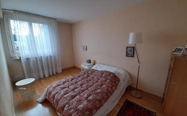 Appartement à vendre    4 pièces • 76,74 m2 Chevilly-Larue