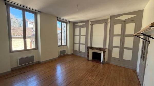 Grand appartement de T2 coeur de ville