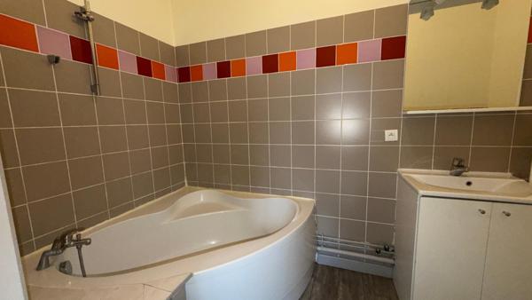 Grand appartement de T2 coeur de ville