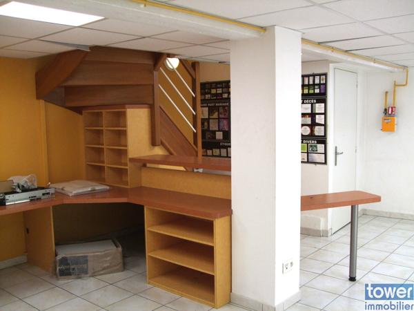 Immeuble
                                                                                                                                                
                                                                                                                                                
                                                                                                                                                
                                                    
                                                                                                                                                                                                                                                                                                                        445  m²                                                                                                                                                                                                         3 etage(s)