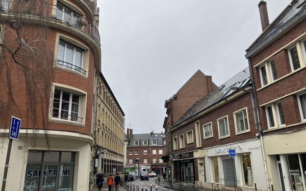 Appartement à louer    2 pièces • 55 m2 Amiens