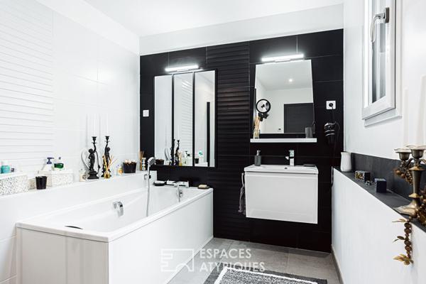 Contemporaine au parc paysagé